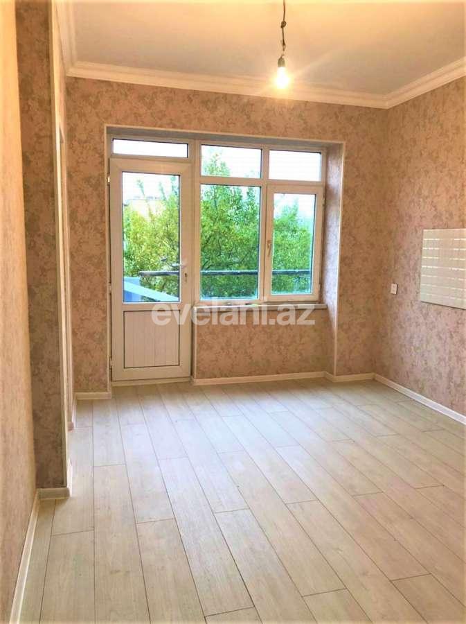 Satılır, köhnə tikili, 2 otaqlı, 60 m², Bakı, Nizami r, Xalqlar Dostluğu m.