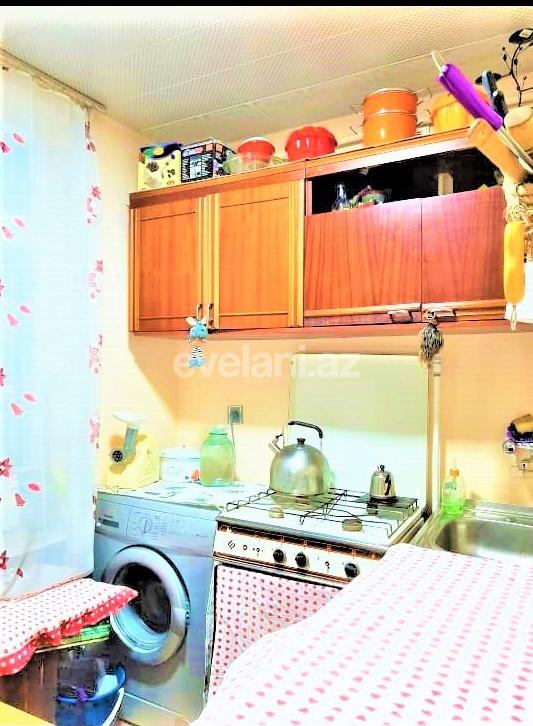 Satılır, köhnə tikili, 2 otaqlı, 52 m², Bakı, Yasamal r, Nizami m.