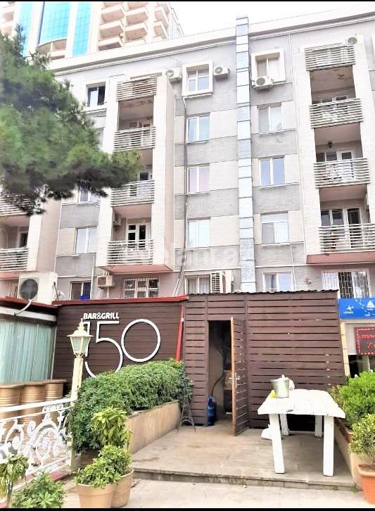 Satılır, köhnə tikili, 2 otaqlı, 52 m², Bakı, Yasamal r, Nizami m.