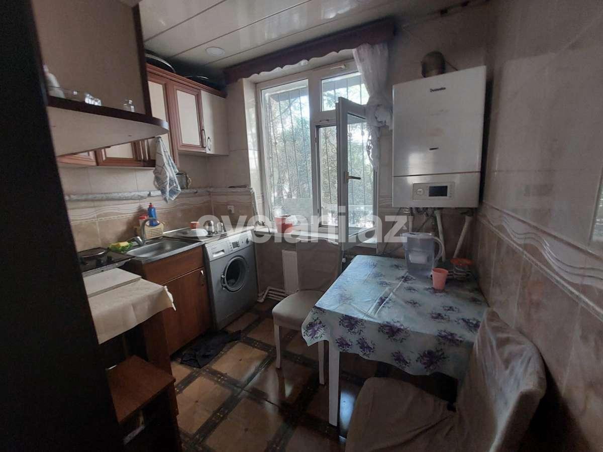 Kirayə verilir, köhnə tikili, 3 otaqlı, 60 m², Bakı, Yasamal r, İnşaatçılar m.