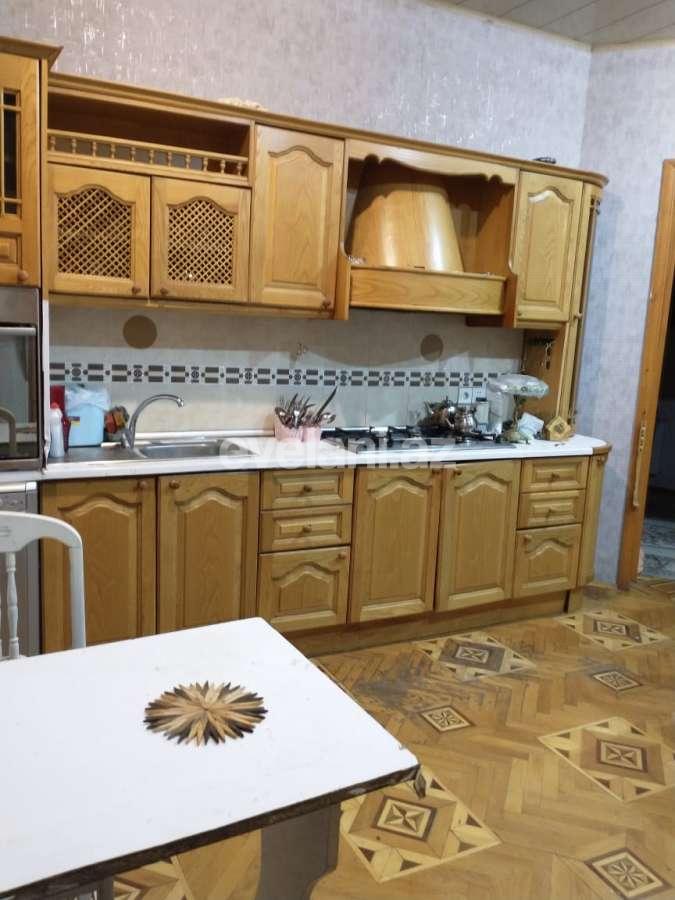 Продаётся, дом / дача, 4-комнаты, 200 m², Товуз
