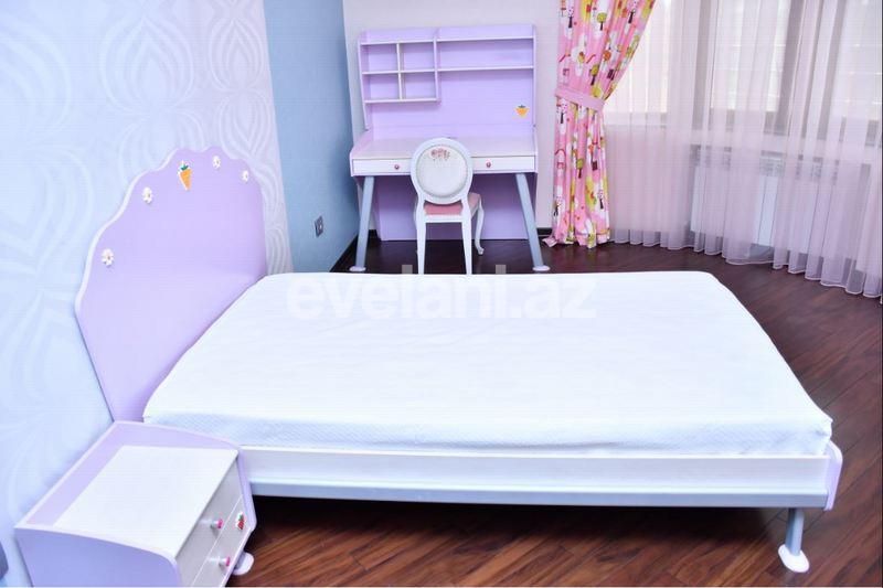 Satılır, yeni tikili, 3 otaqlı, 185 m², Bakı, Nəsimi r.