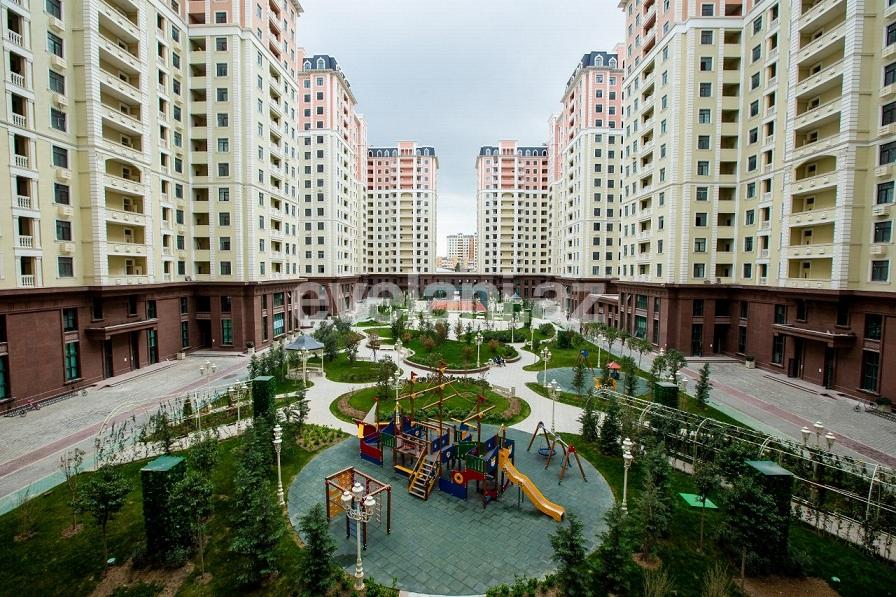 Satılır, yeni tikili, 3 otaqlı, 120 m², Bakı, Yasamal r, Elmlər Akademiyası m.