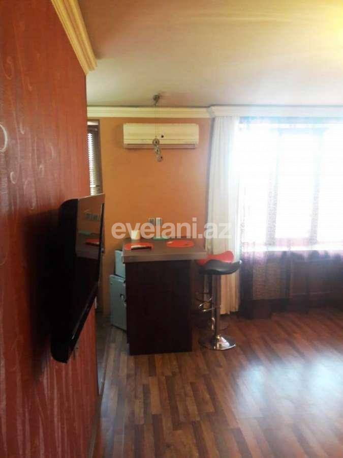 Satılır, köhnə tikili, 1 otaqlı, 30 m², Bakı, Yasamal r, Elmlər Akademiyası m.