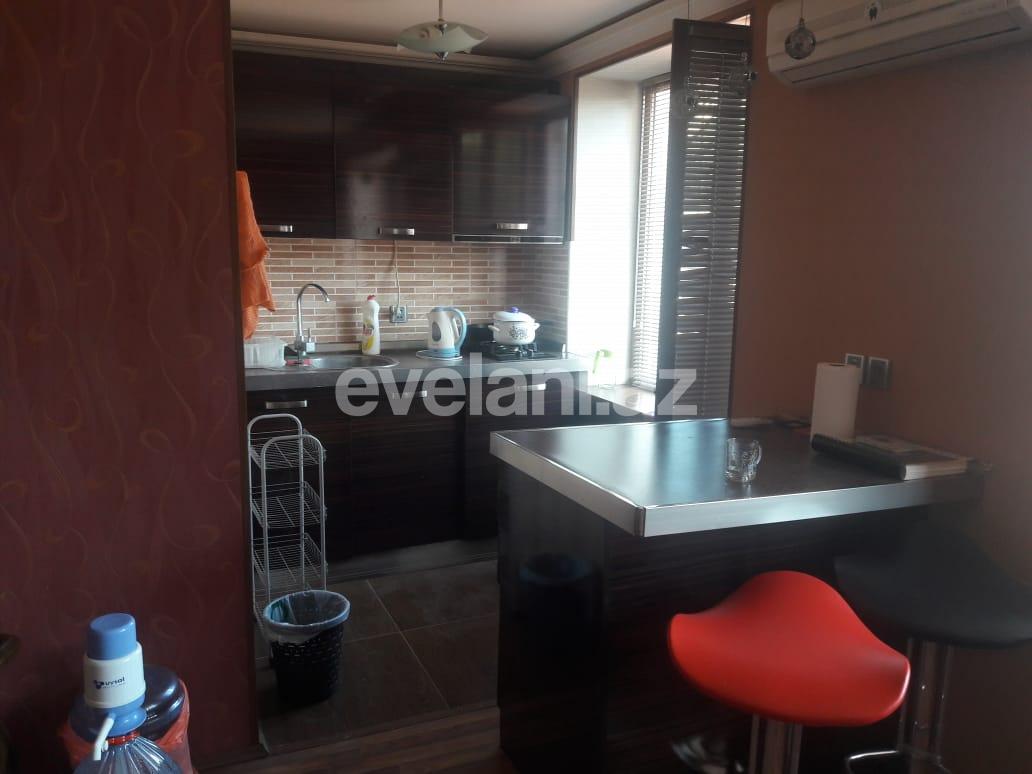 Satılır, köhnə tikili, 1 otaqlı, 30 m², Bakı, Yasamal r, Elmlər Akademiyası m.