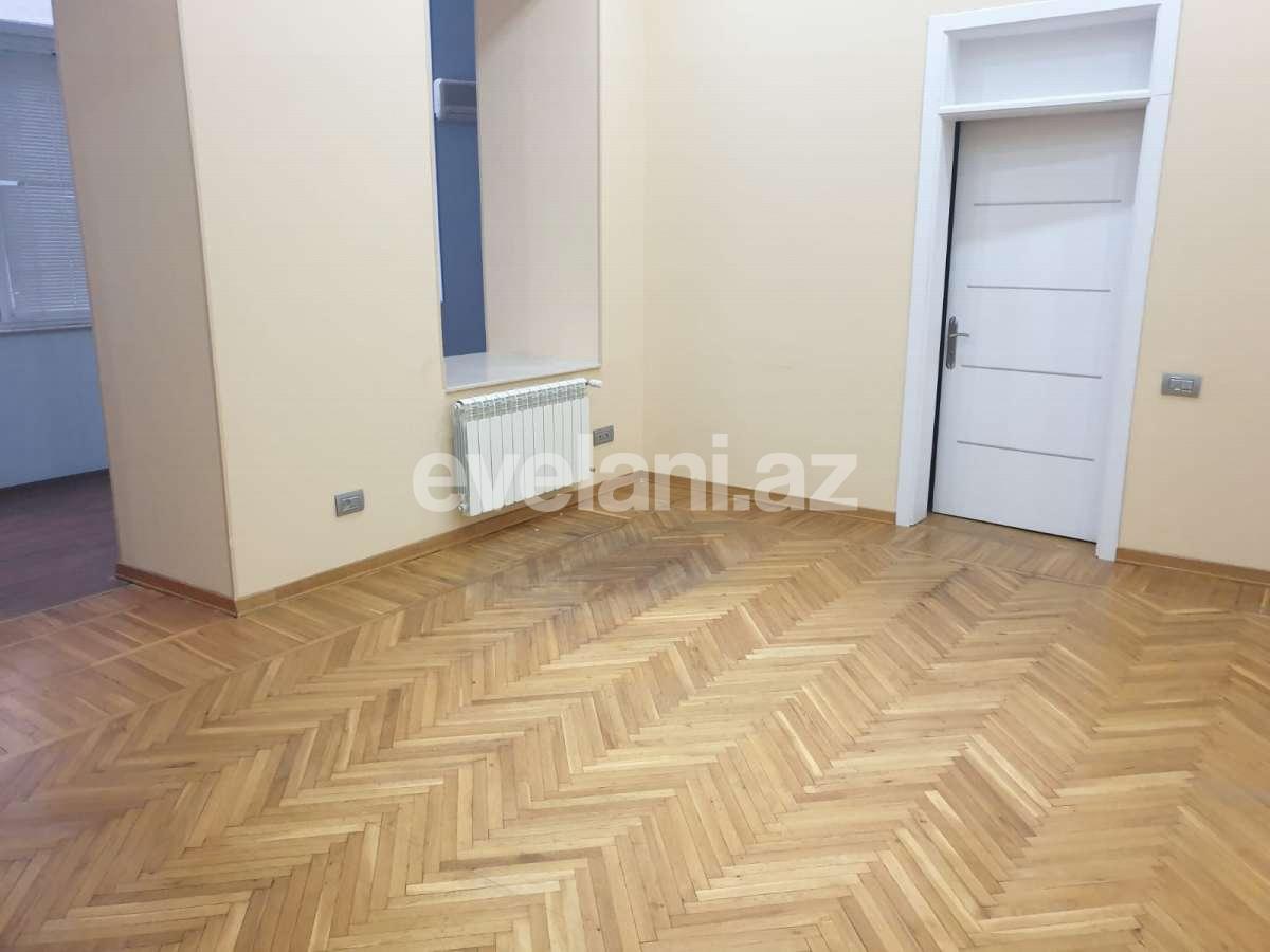 Kirayə verilir, ofis, 3 otaqlı, 100 m², Bakı, Səbail r.