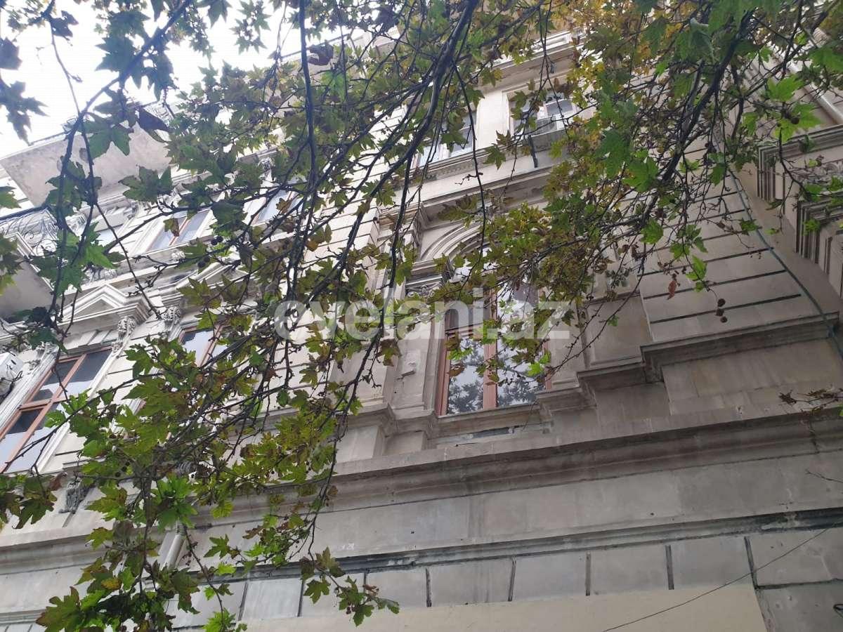 Kirayə verilir, ofis, 3 otaqlı, 100 m², Bakı, Səbail r.