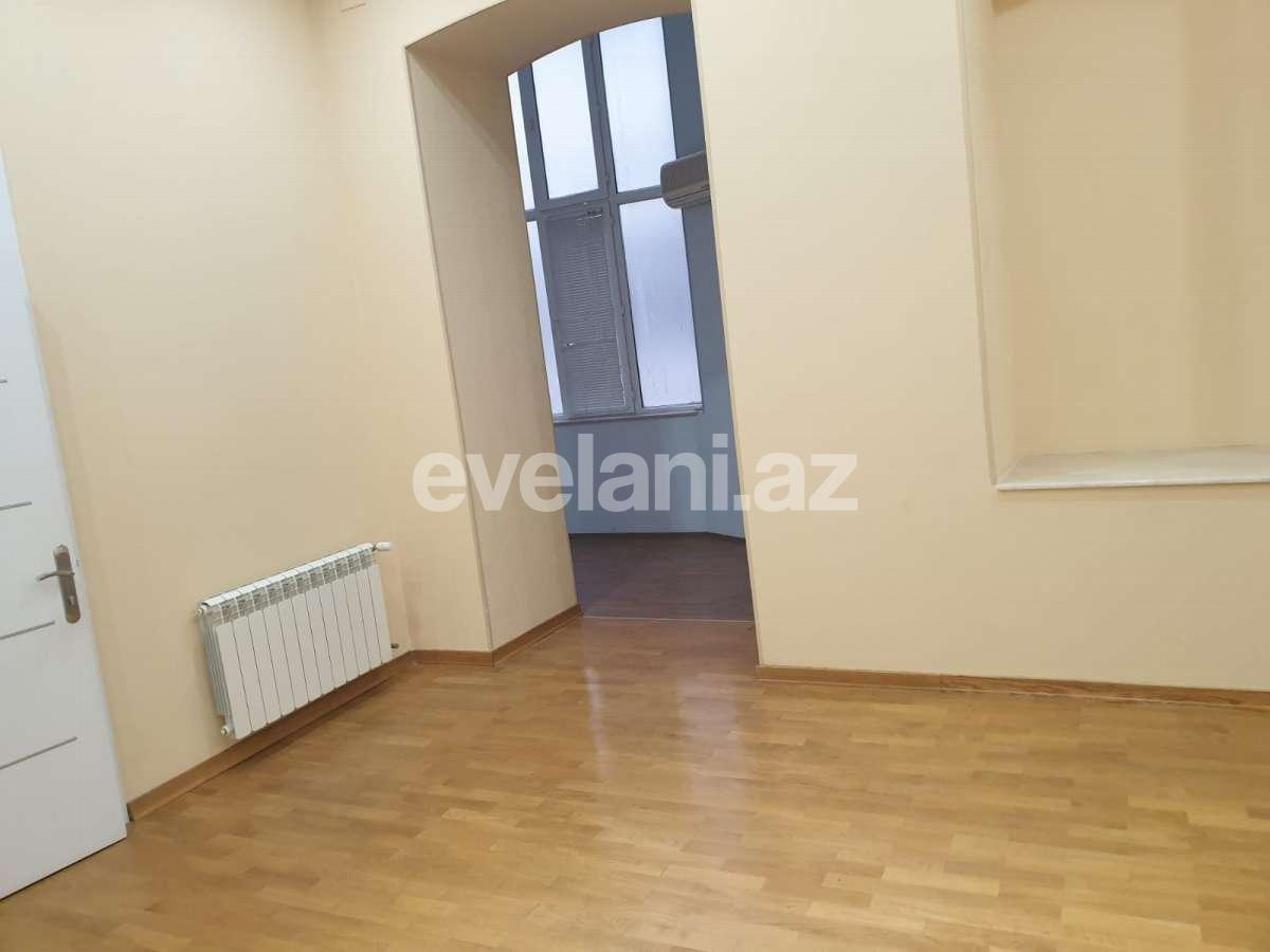 Kirayə verilir, ofis, 3 otaqlı, 100 m², Bakı, Səbail r.