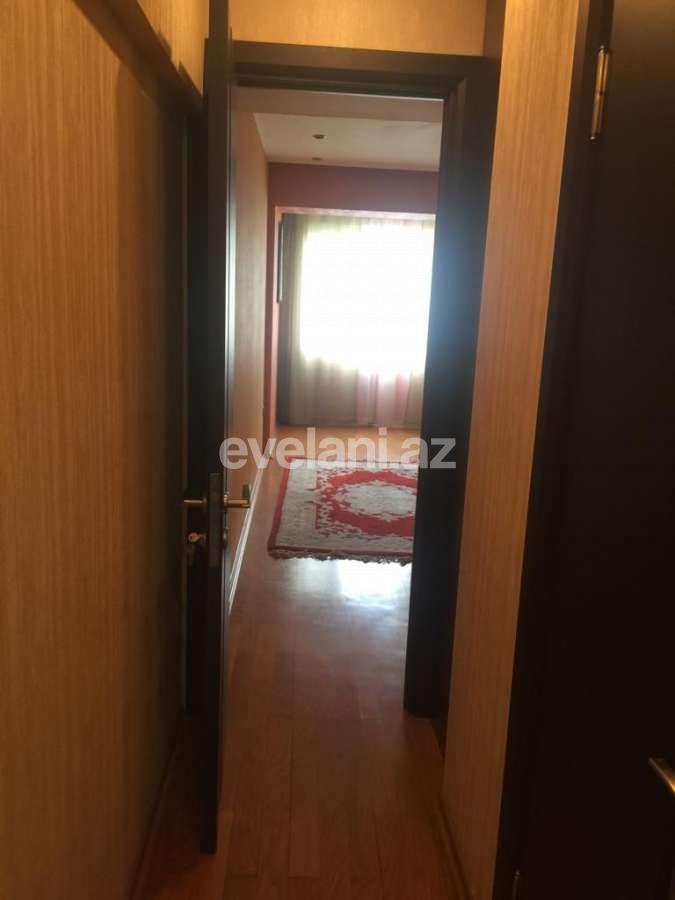 Продаётся, вторичка, 3-комнаты, 70 m², Баку, Ясамальский r, Элмляр Академиясы m.