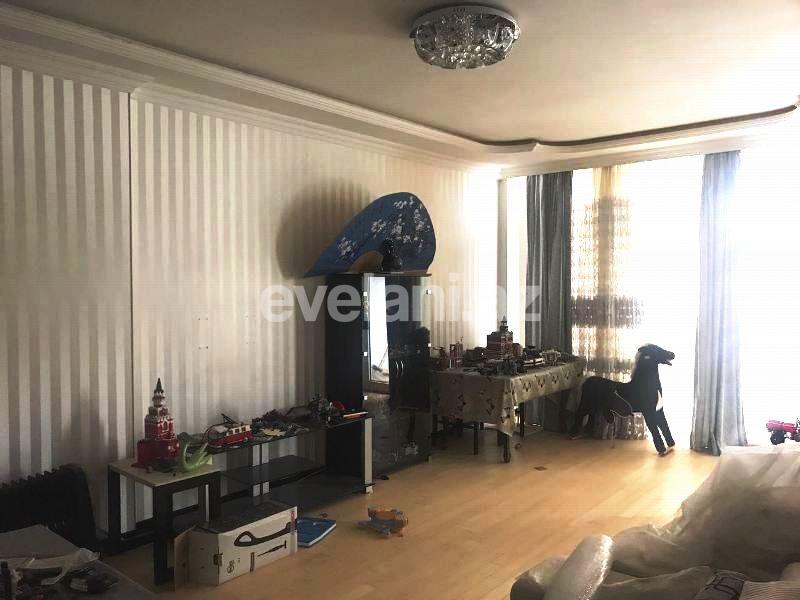 Satılır, yeni tikili, 3 otaqlı, 163 m², Bakı, Yasamal r, Elmlər Akademiyası m.