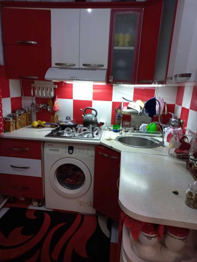 Satılır, köhnə tikili, 2 otaqlı, 50 m², Bakı, Nəsimi r, Memar Əcəmi m.