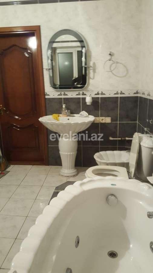 Сдаётся, вторичка, 2-комнаты, 70 m², Баку, Сабаильский r, Ичери Шехер m.