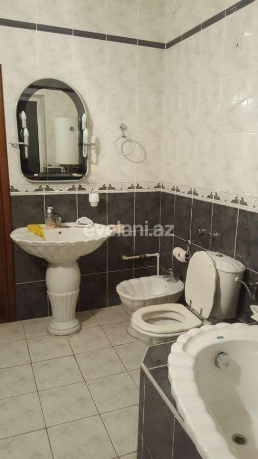 Сдаётся, вторичка, 2-комнаты, 70 m², Баку, Сабаильский r, Ичери Шехер m.