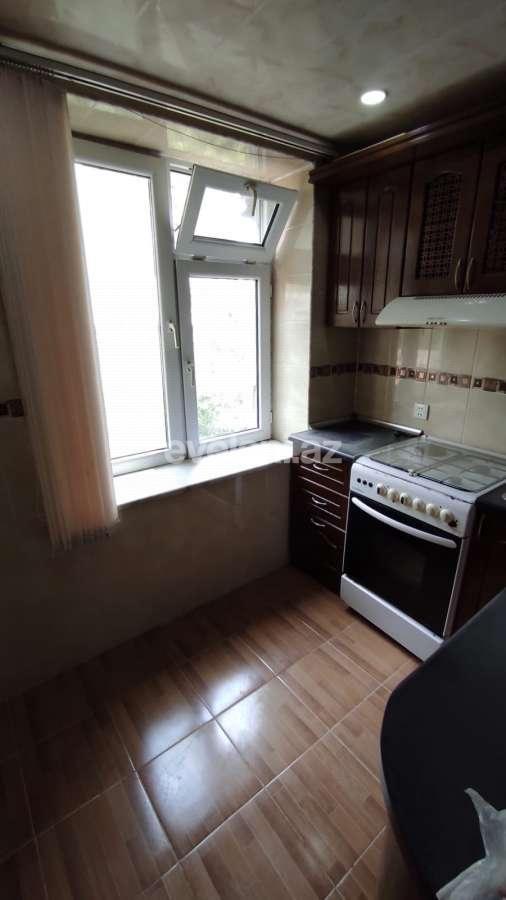 Продаётся, вторичка, 2-комнаты, 45 m², Баку, Ясамальский r, Иншаатчылар m.