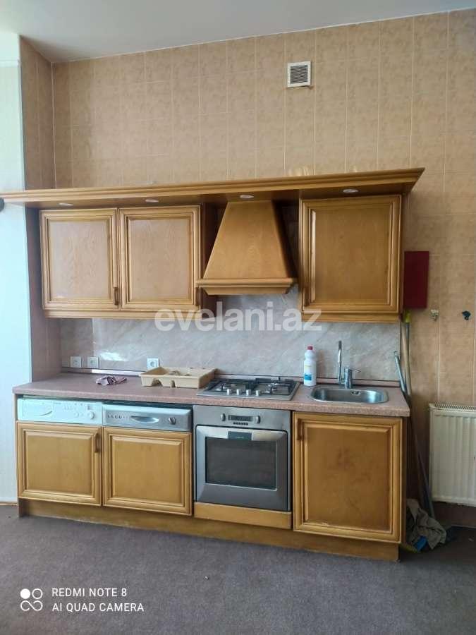 Kirayə verilir, köhnə tikili, 3 otaqlı, 100 m², Bakı, Səbail r, Sahil m.