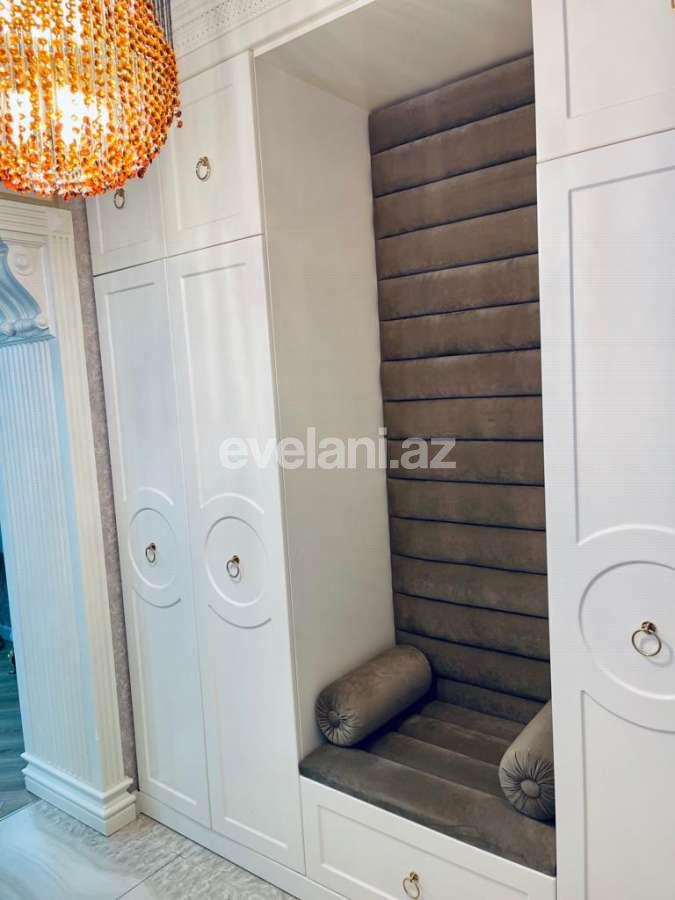 Satılır, yeni tikili, 4 otaqlı, 148 m², Bakı, Yasamal r, Elmlər Akademiyası m.
