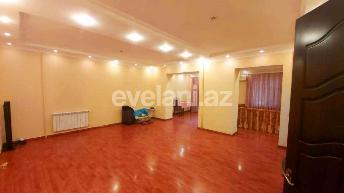 Satılır, köhnə tikili, 4 otaqlı, 110 m², Bakı, Səbail r, İçəri Şəhər m.