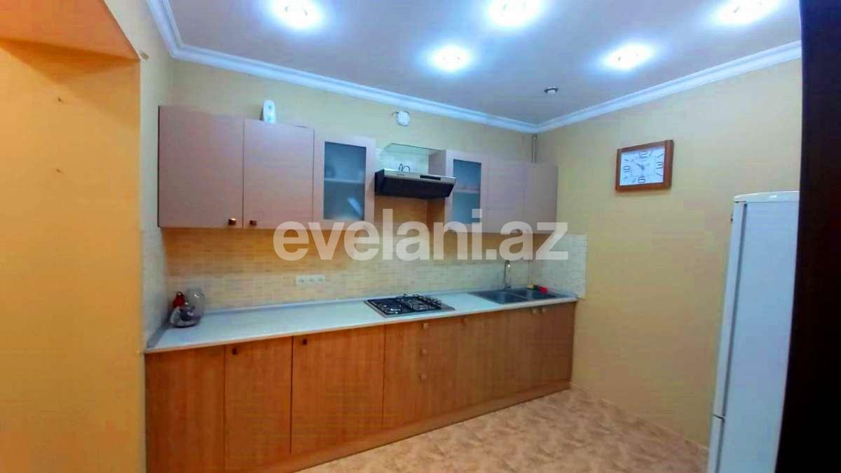 Satılır, köhnə tikili, 4 otaqlı, 110 m², Bakı, Səbail r, İçəri Şəhər m.