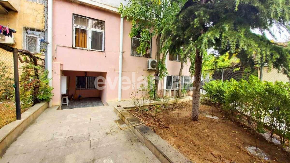Satılır, köhnə tikili, 4 otaqlı, 110 m², Bakı, Səbail r, İçəri Şəhər m.