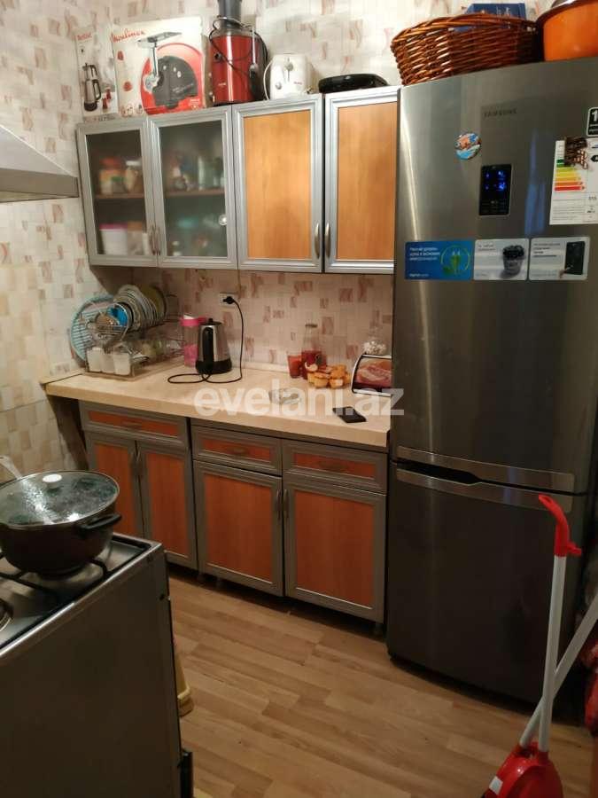 Продаётся, вторичка, 3-комнаты, 65 m², Баку, Наримановский r, Mонтин p, Нариман Нариманов m.