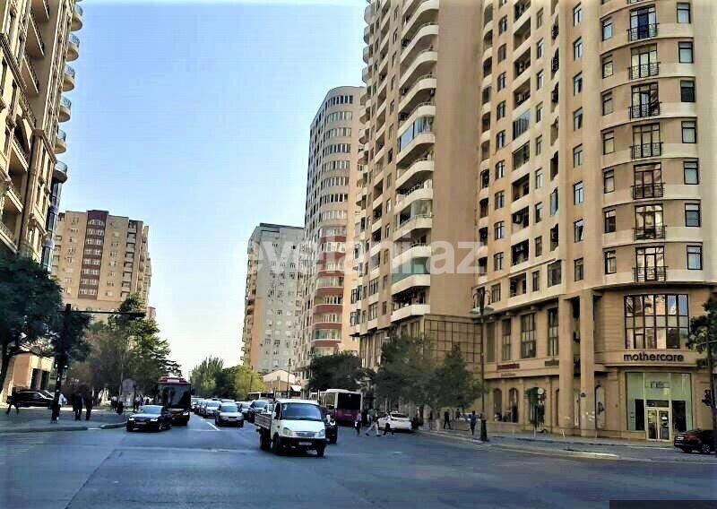 Satılır, yeni tikili, 3 otaqlı, 141 m², Bakı, Yasamal r, Elmlər Akademiyası m.