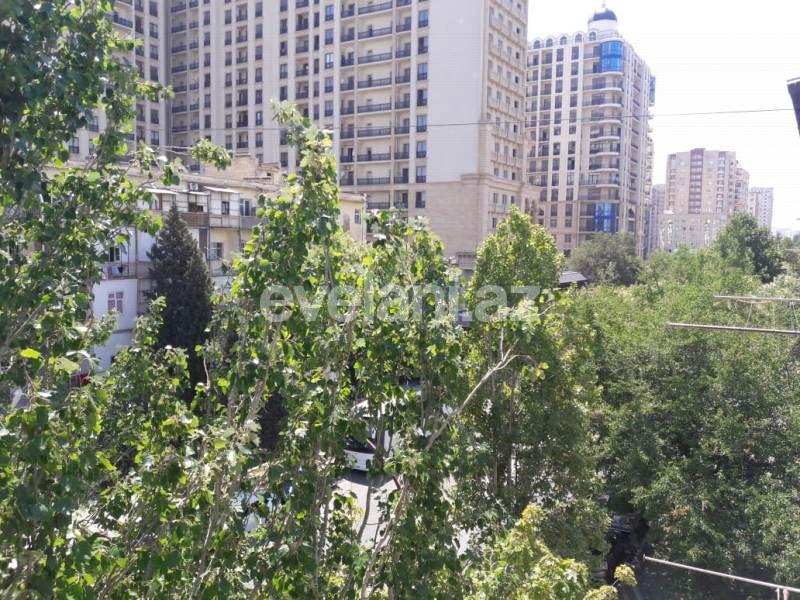 Satılır, köhnə tikili, 3 otaqlı, 70 m², Bakı, Yasamal r.