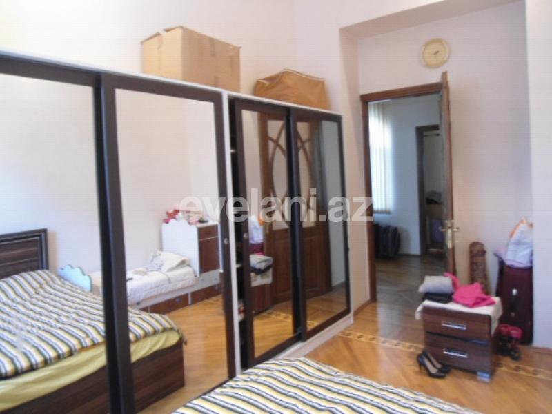 Satılır, köhnə tikili, 3 otaqlı, 125 m², Bakı, Səbail r, Sahil m.