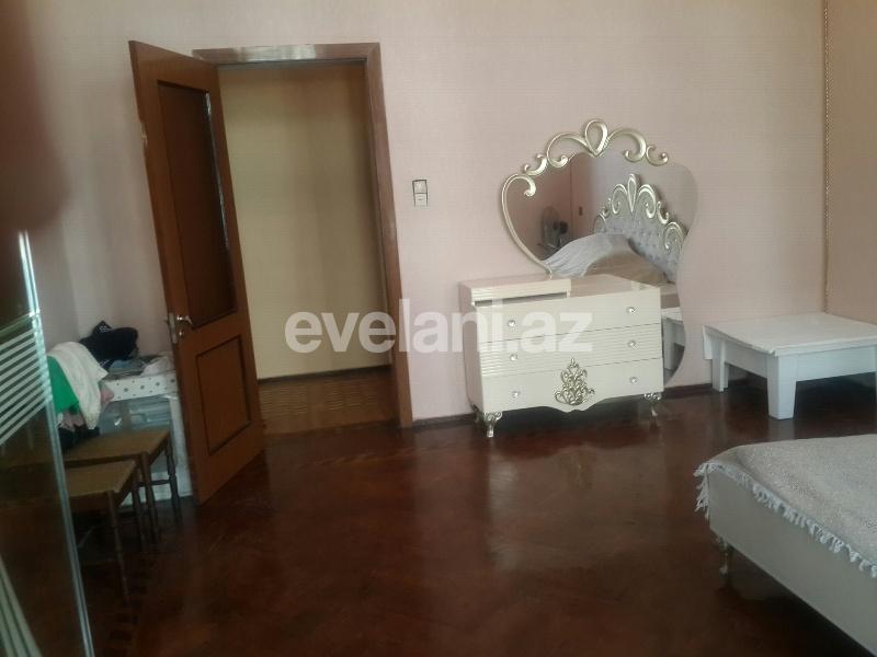 Satılır, köhnə tikili, 4 otaqlı, 100 m², Bakı, Səbail r, Sahil m.