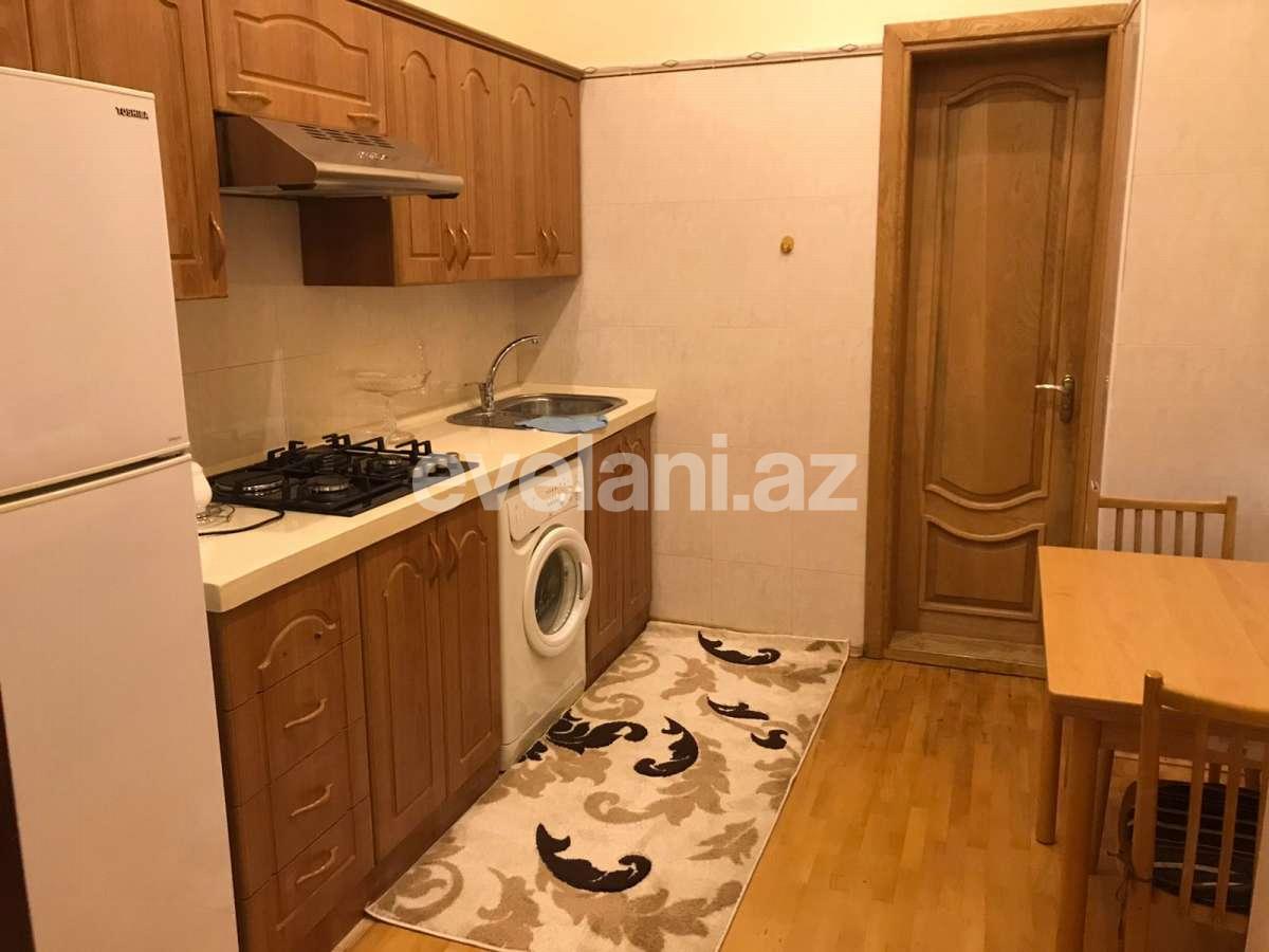 Kirayə verilir, köhnə tikili, 3 otaqlı, 100 m², Bakı, Səbail r.