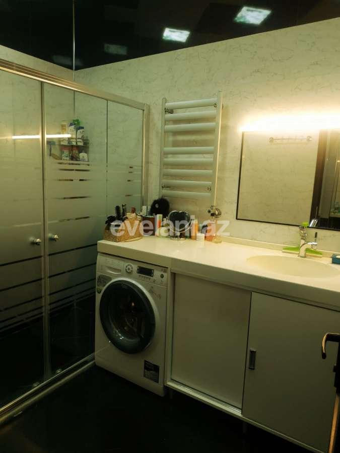 Satılır, həyət evi / bağ, 7 otaqlı, 300 m², Bakı, Nizami r, Xalqlar Dostluğu m.