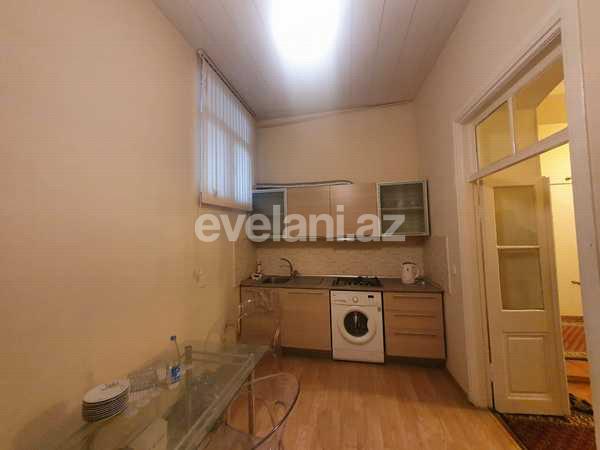 Satılır, köhnə tikili, 3 otaqlı, 105 m², Bakı, Nəsimi r.