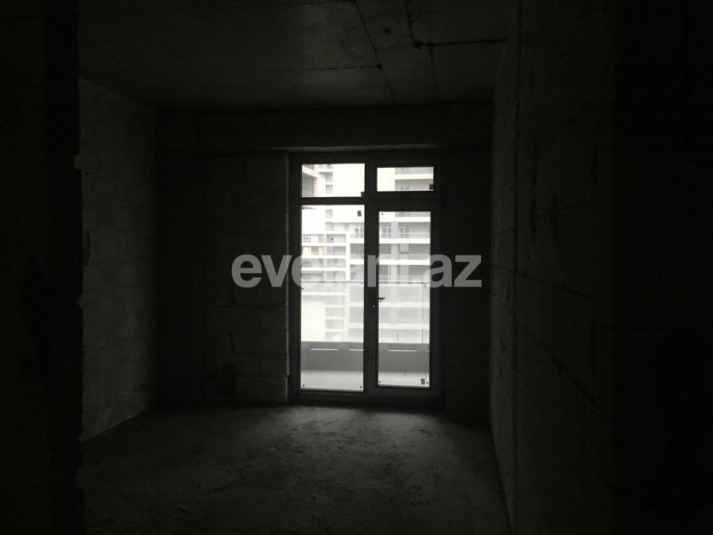 Satılır, yeni tikili, 3 otaqlı, 147.5 m², Bakı, Yasamal r, Yasamal q, İnşaatçılar m.