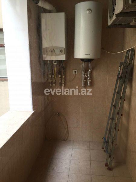 Satılır, yeni tikili, 3 otaqlı, 129 m², Bakı, Yasamal r, Elmlər Akademiyası m.