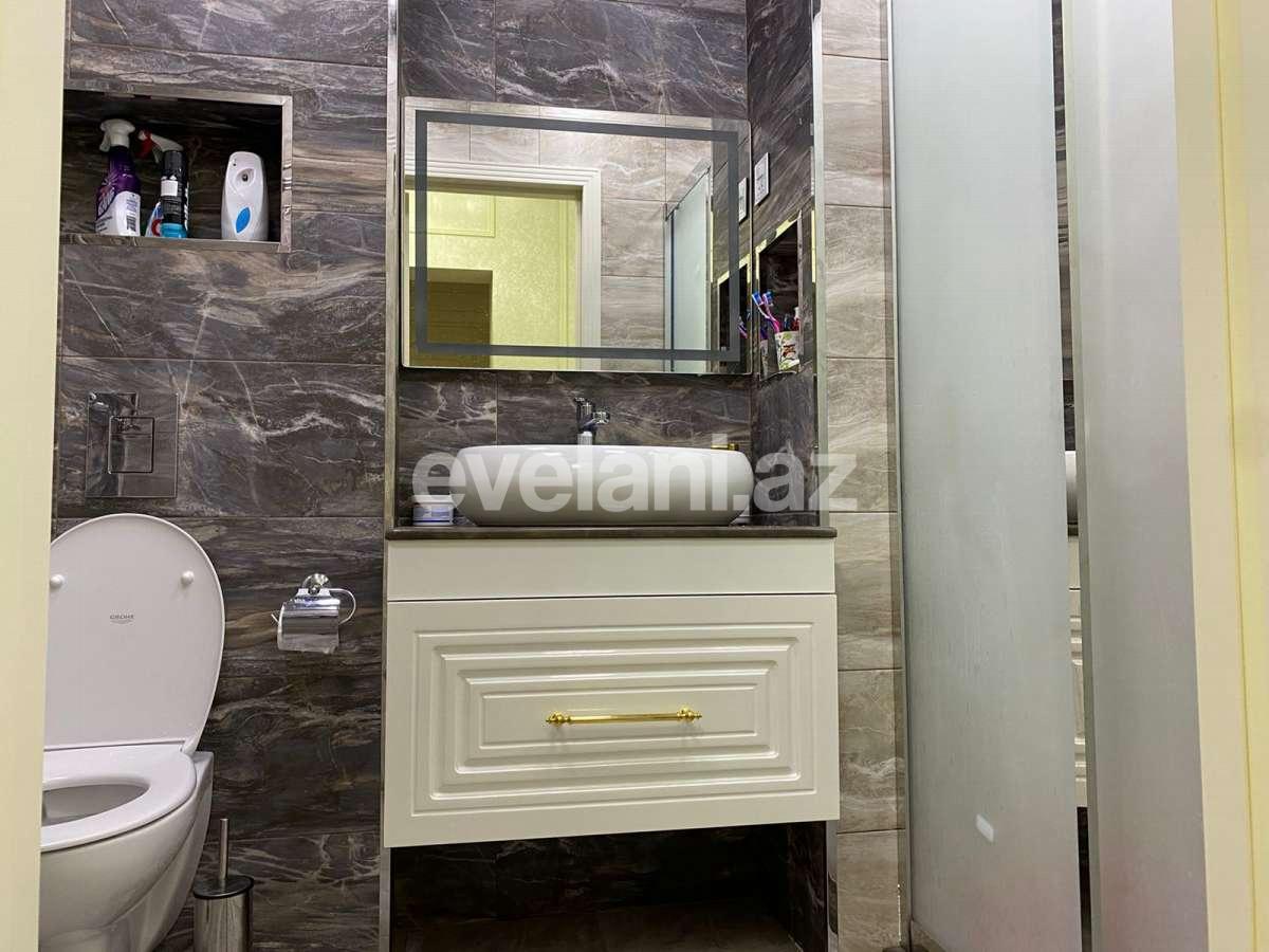 Satılır, yeni tikili, 3 otaqlı, 130 m², Bakı, Binəqədi r, 8-ci mikrorayon q, Azadlıq prospekti m.
