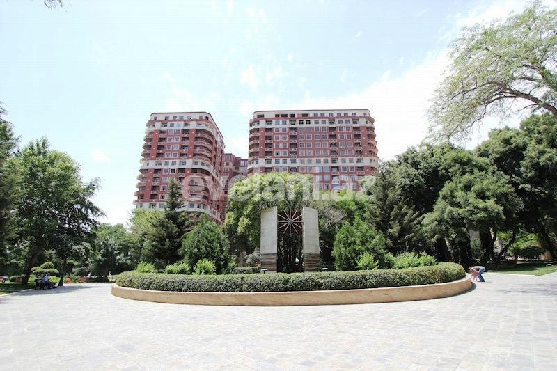 Продаётся, новостройка, 4-комнаты, 170 m², Баку, Насиминский r, 28 мая m.