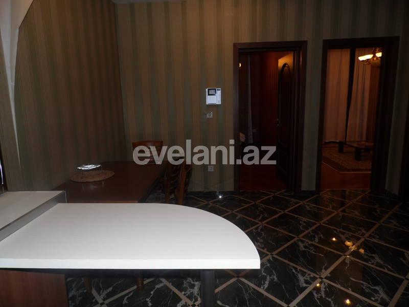 Kirayə verilir, köhnə tikili, 2 otaqlı, 80 m², Bakı, Səbail r.