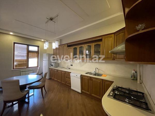Rent, new building, 3 room, 150 m², Baku, Nasimi r.