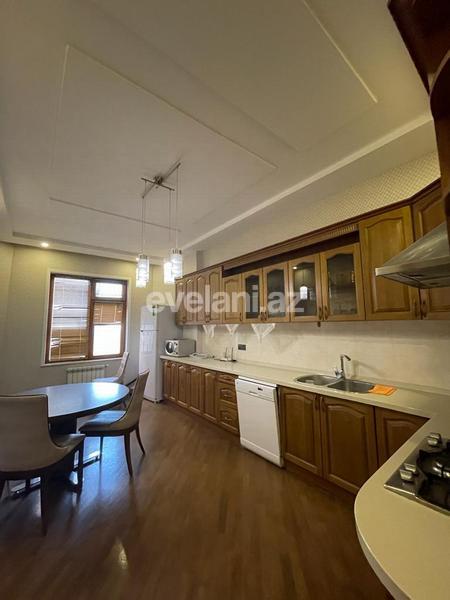 Rent, new building, 3 room, 150 m², Baku, Nasimi r.