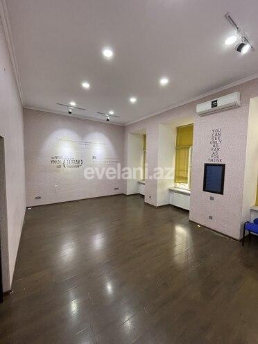 Kirayə verilir, ofis, 3 otaqlı, 110 m², Bakı, Səbail r.