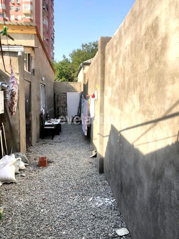 Satılır, həyət evi / bağ, 3 otaqlı, 80 m², Bakı, Yasamal r, İnşaatçılar m.