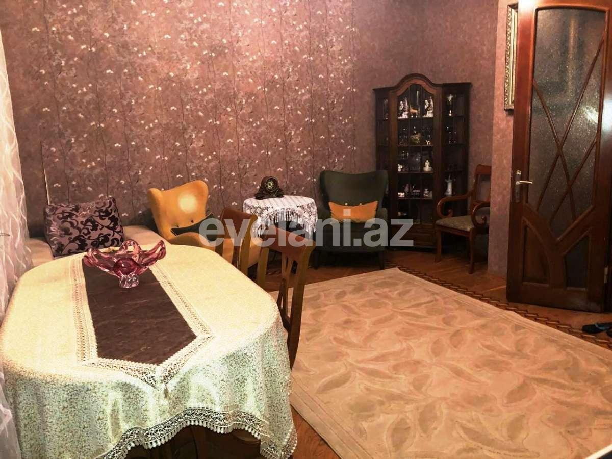 Sale, old building, 2 room, 70 m², Baku, Nasimi r.
