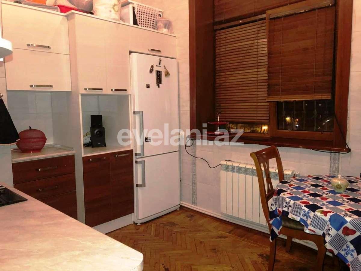 Sale, old building, 2 room, 70 m², Baku, Nasimi r.