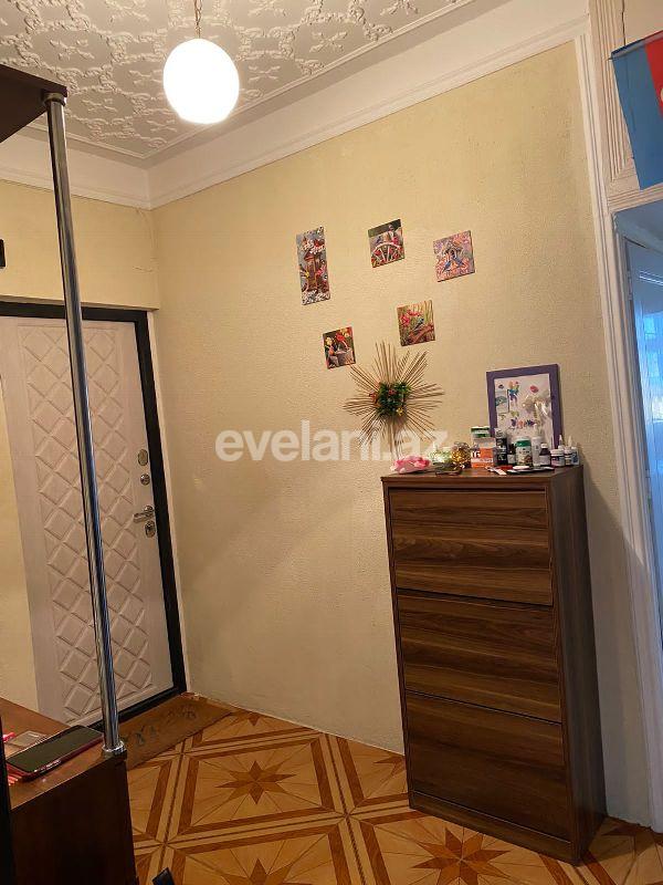 Satılır, köhnə tikili, 3 otaqlı, 80 m², Bakı, Yasamal r, Yeni Yasamal q.
