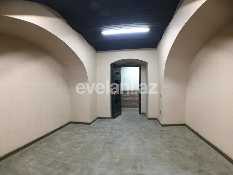 Kirayə verilir, obyekt, 200 m², Bakı, Səbail r.