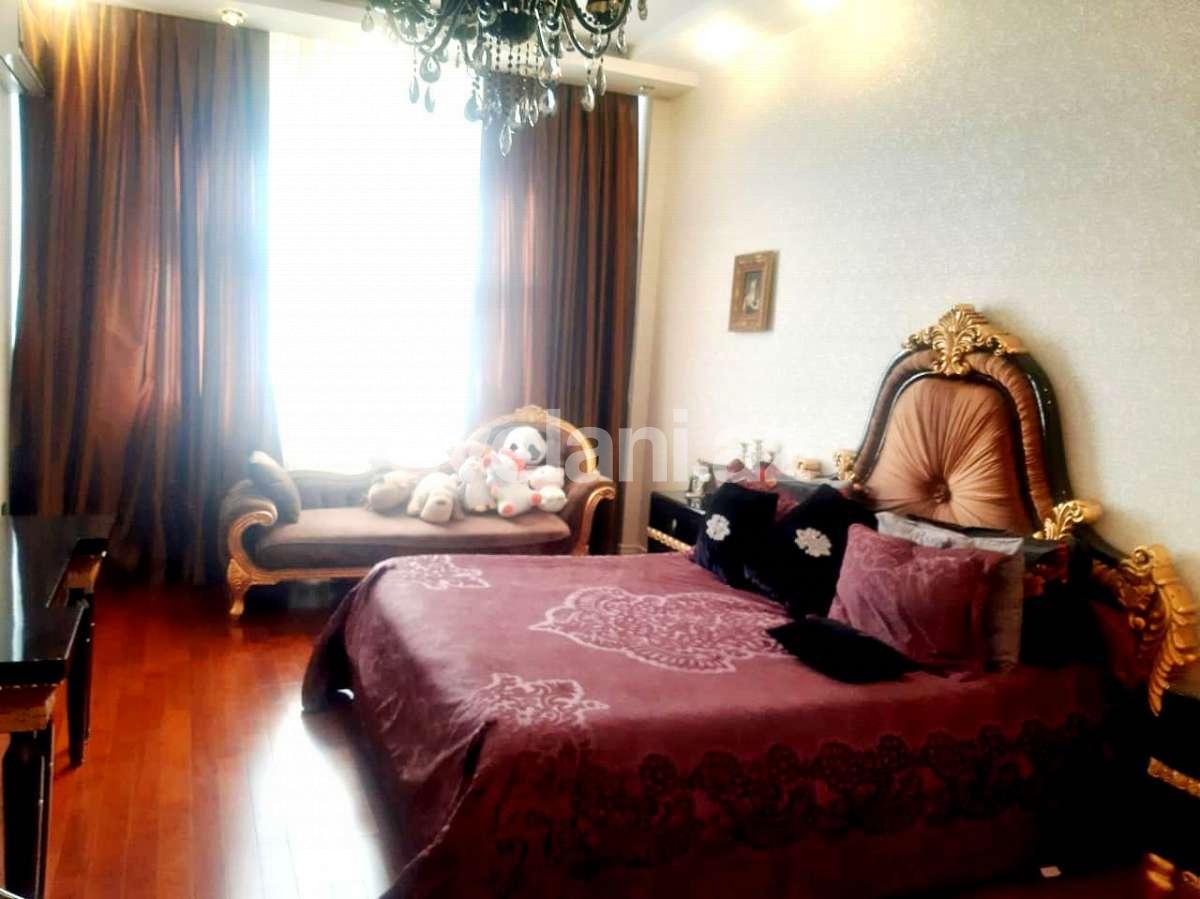 Продаётся, новостройка, 4-комнаты, 205 m², Баку, Ясамальский r, Элмляр Академиясы m.