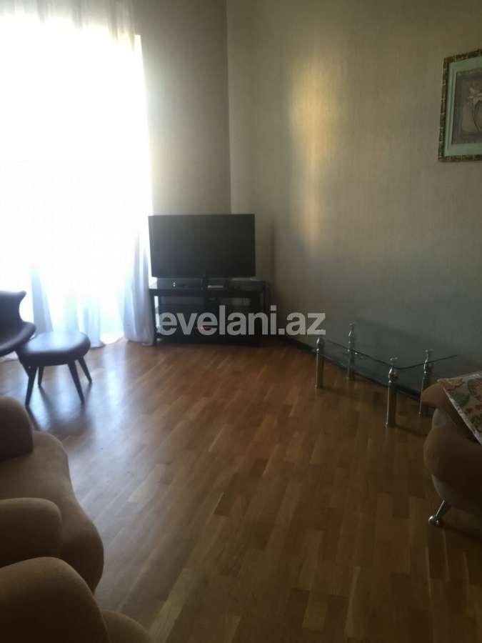 Kirayə verilir, köhnə tikili, 2 otaqlı, 60 m², Bakı, Səbail r.