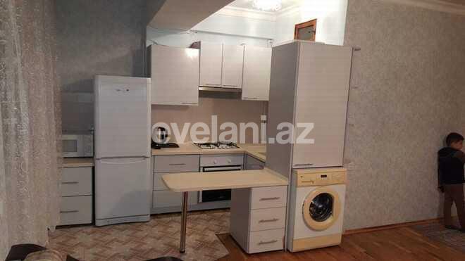 Сдаётся, вторичка, 2-комнаты, 45 m², Баку, Сабаильский r.