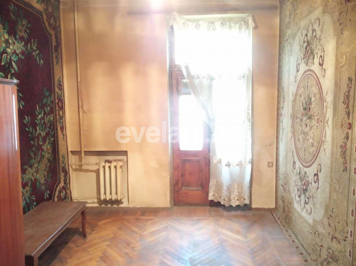 Satılır, köhnə tikili, 3 otaqlı, 90 m², Bakı, Yasamal r, Nizami m.