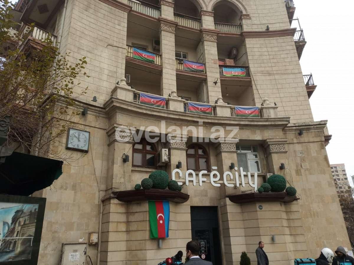 Satılır, köhnə tikili, 3 otaqlı, 90 m², Bakı, Yasamal r, Nizami m.