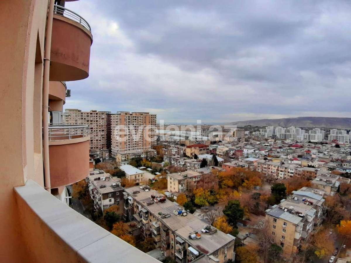 Satılır, yeni tikili, 3 otaqlı, 176 m², Bakı, Yasamal r, Elmlər Akademiyası m.